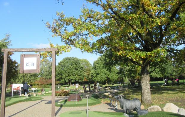 Goldener Oktober beim Schnucken-Golf